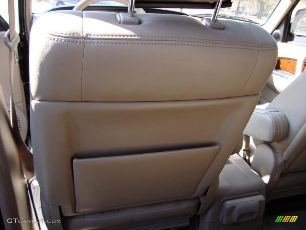 2001 Trooper Limited - Ebony Black / Beige photo #39