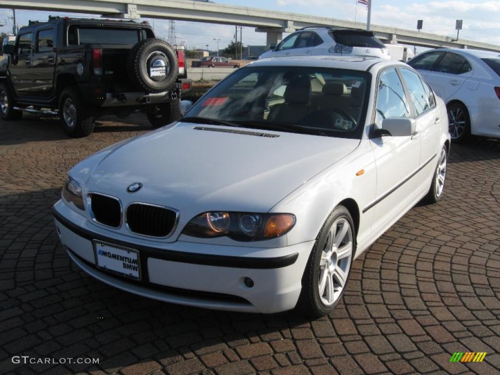 2003 3 Series 325i Sedan - Alpine White / Sand photo #3