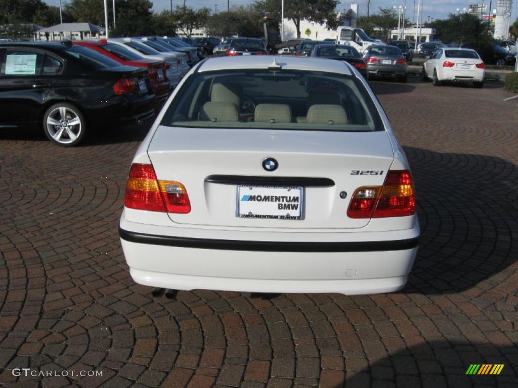 2003 3 Series 325i Sedan - Alpine White / Sand photo #6