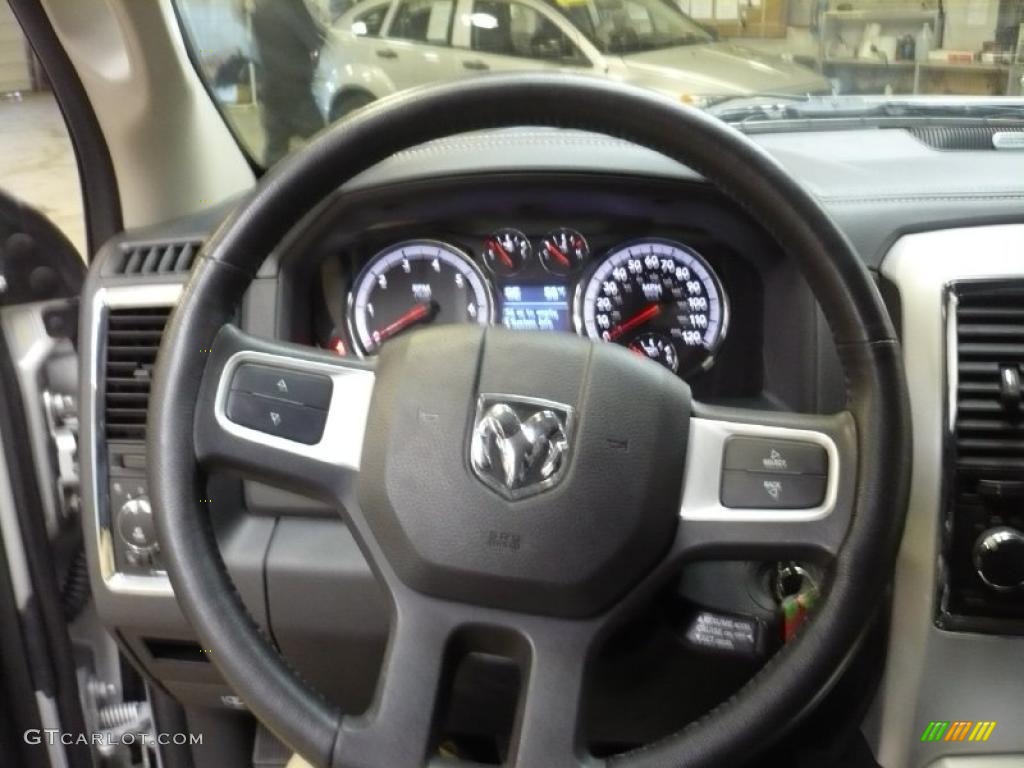 2009 Ram 1500 Laramie Crew Cab 4x4 - Bright Silver Metallic / Dark Slate/Medium Graystone photo #20