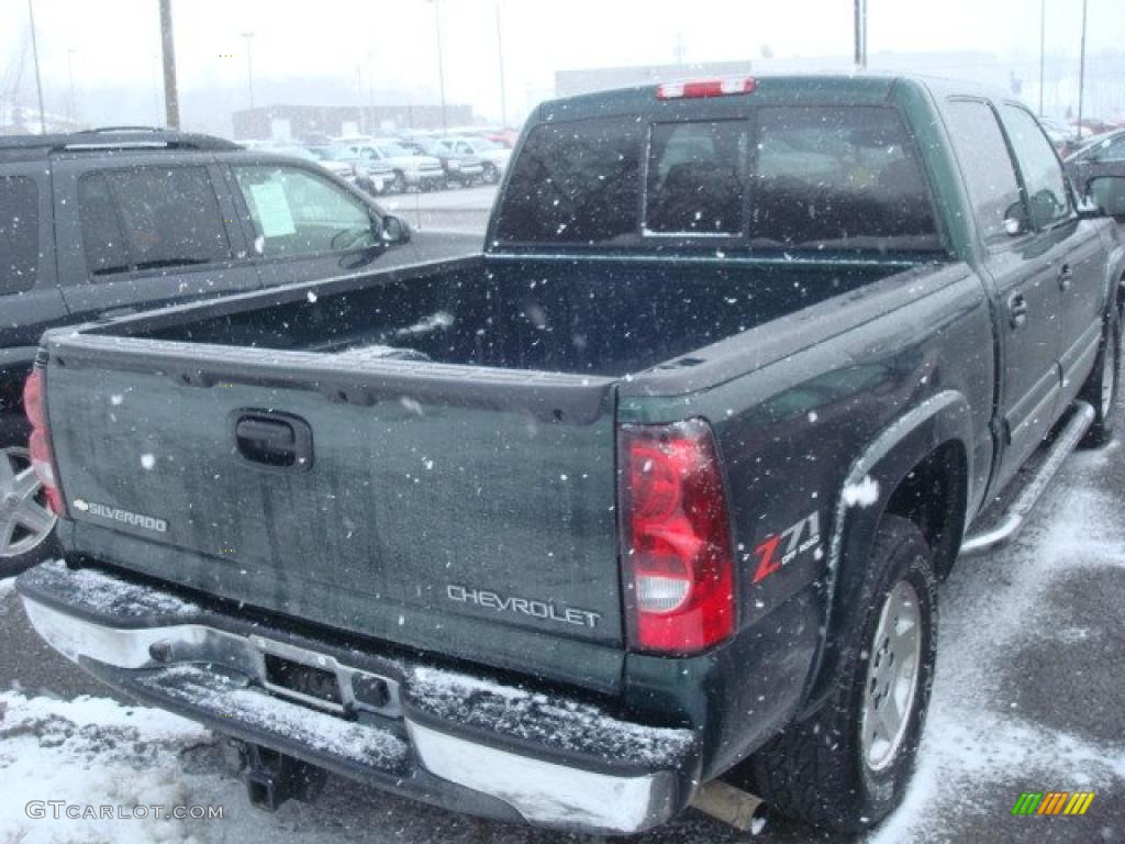 2005 Silverado 1500 Z71 Crew Cab 4x4 - Dark Green Metallic / Dark Charcoal photo #2