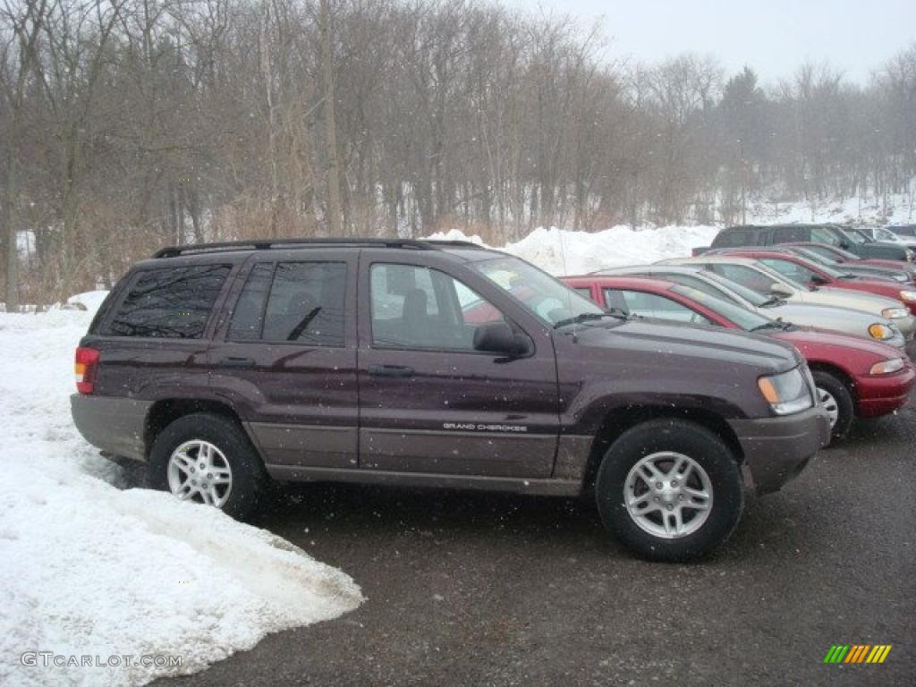 2004 Grand Cherokee Laredo 4x4 - Deep Lava Red Metallic / Dark Slate Gray photo #2