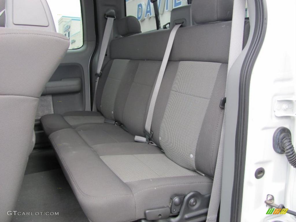 2006 F150 XLT SuperCab 4x4 - Oxford White / Medium/Dark Flint photo #13