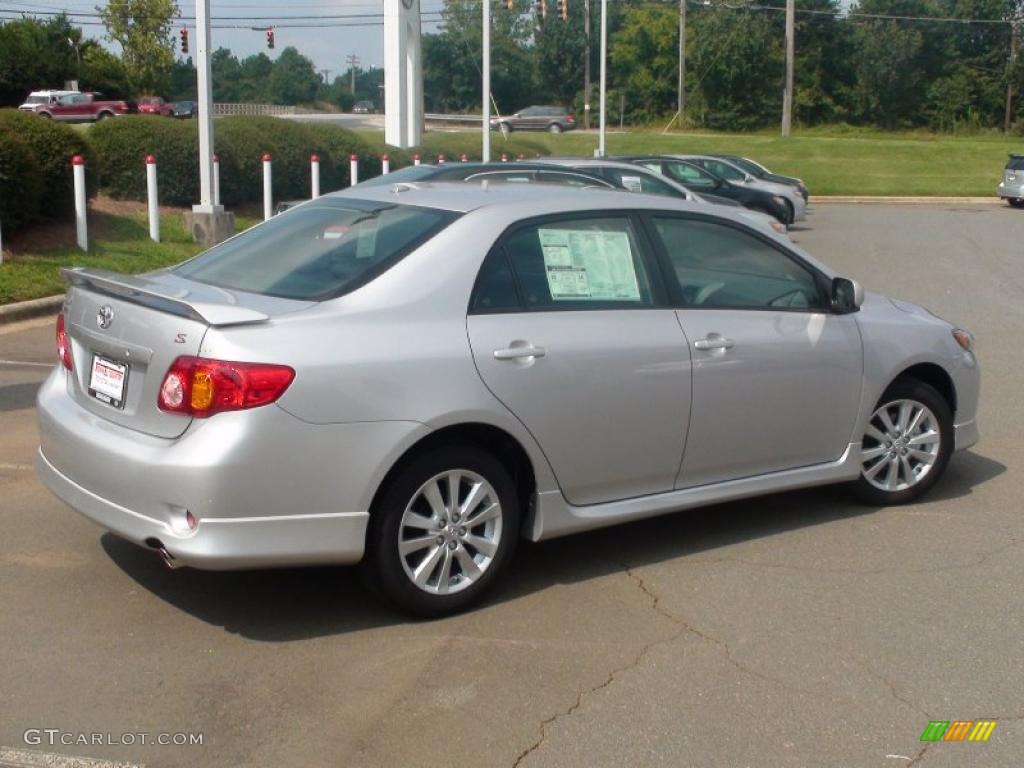 2010 Corolla S - Classic Silver Metallic / Dark Charcoal photo #5