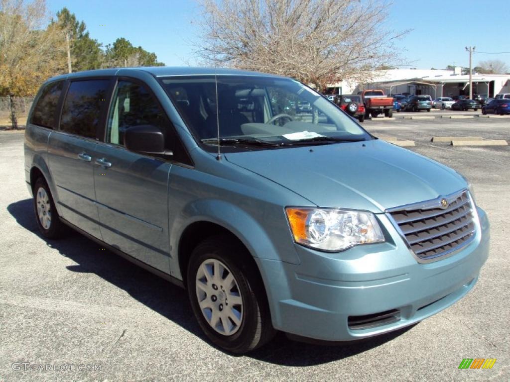 2009 Town & Country LX - Clearwater Blue Pearl / Medium Slate Gray/Light Shale photo #11