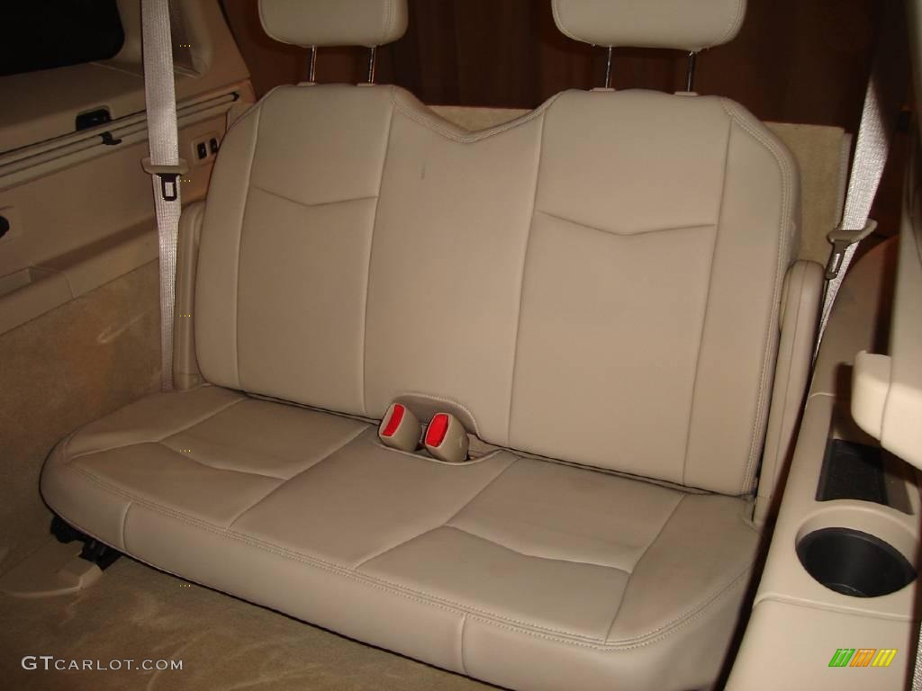 2005 SRX V6 AWD - Sand Storm / Light Neutral photo #15