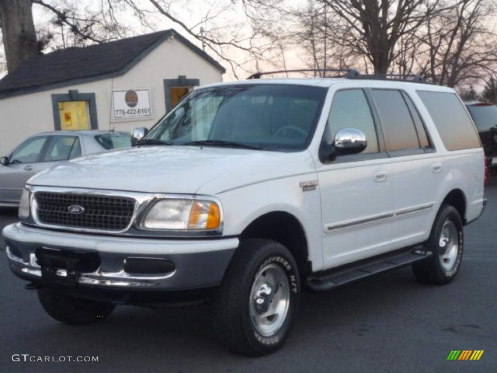 1998 Expedition XLT 4x4 - Oxford White / Medium Graphite photo #1