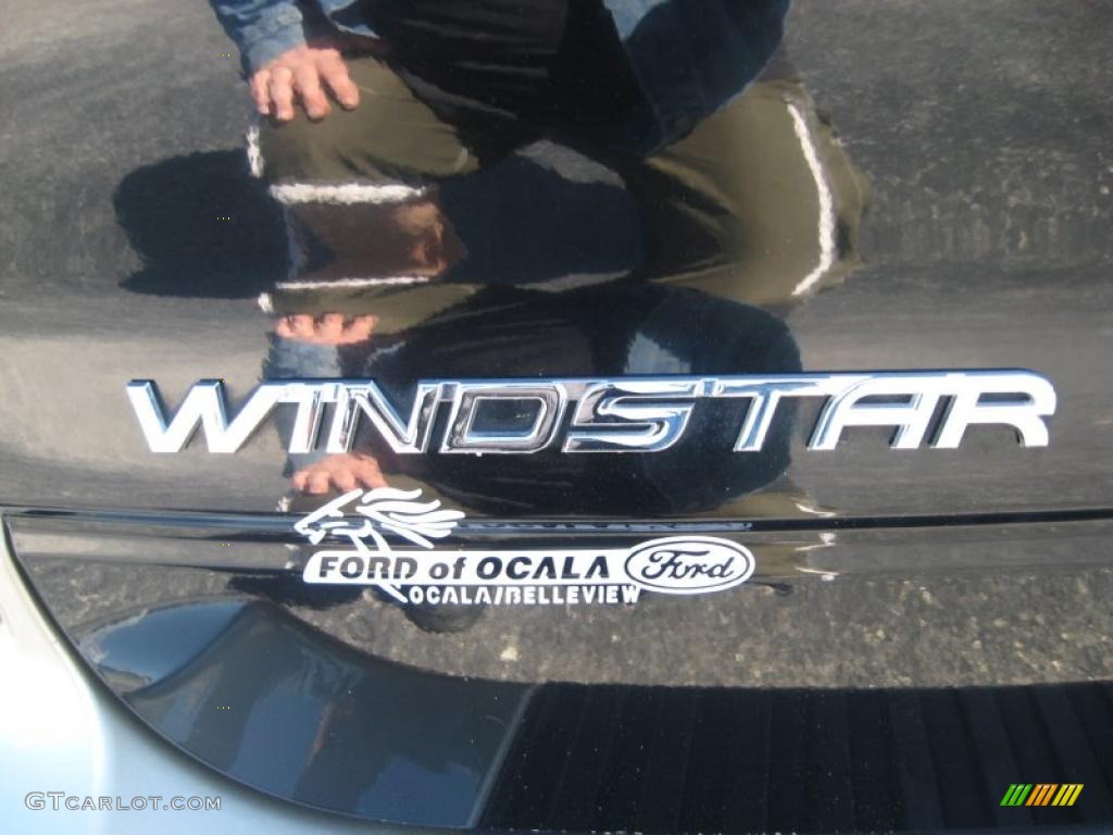 2001 Windstar SEL - Black / Medium Parchment photo #20