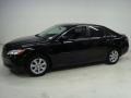 Black - Camry LE Photo No. 11