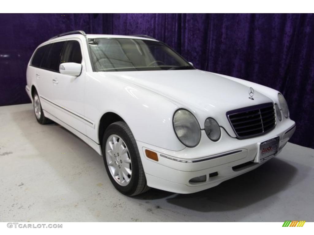 2001 E 320 4Matic Wagon - Glacier White / Java photo #1