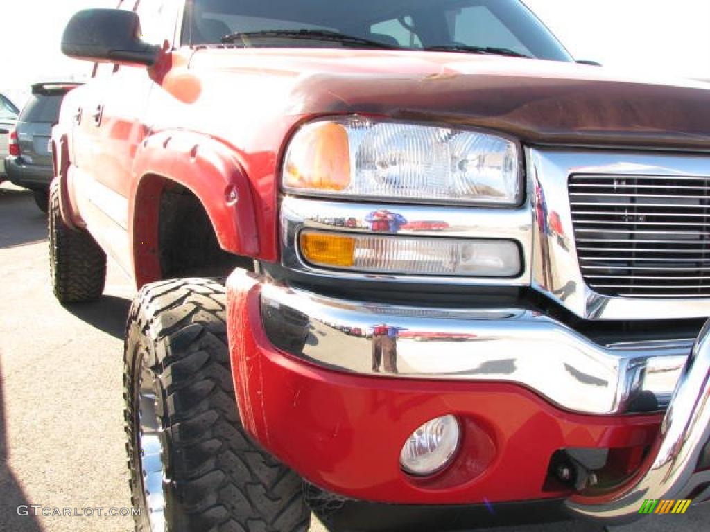 2005 Sierra 1500 Z71 Crew Cab 4x4 - Fire Red / Dark Pewter photo #5