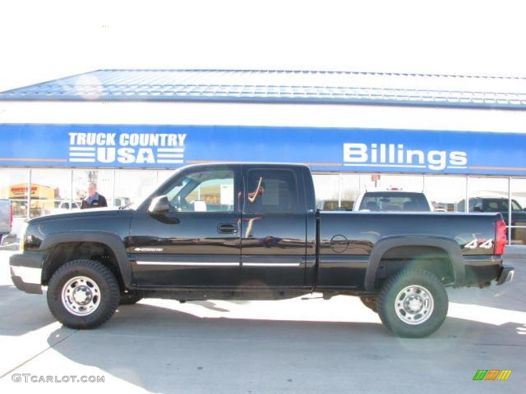 2003 Silverado 2500HD LS Extended Cab 4x4 - Black / Dark Charcoal photo #1