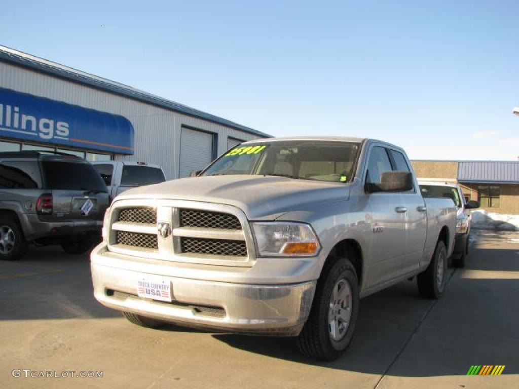 2009 Ram 1500 SLT Quad Cab 4x4 - Bright Silver Metallic / Dark Slate/Medium Graystone photo #2