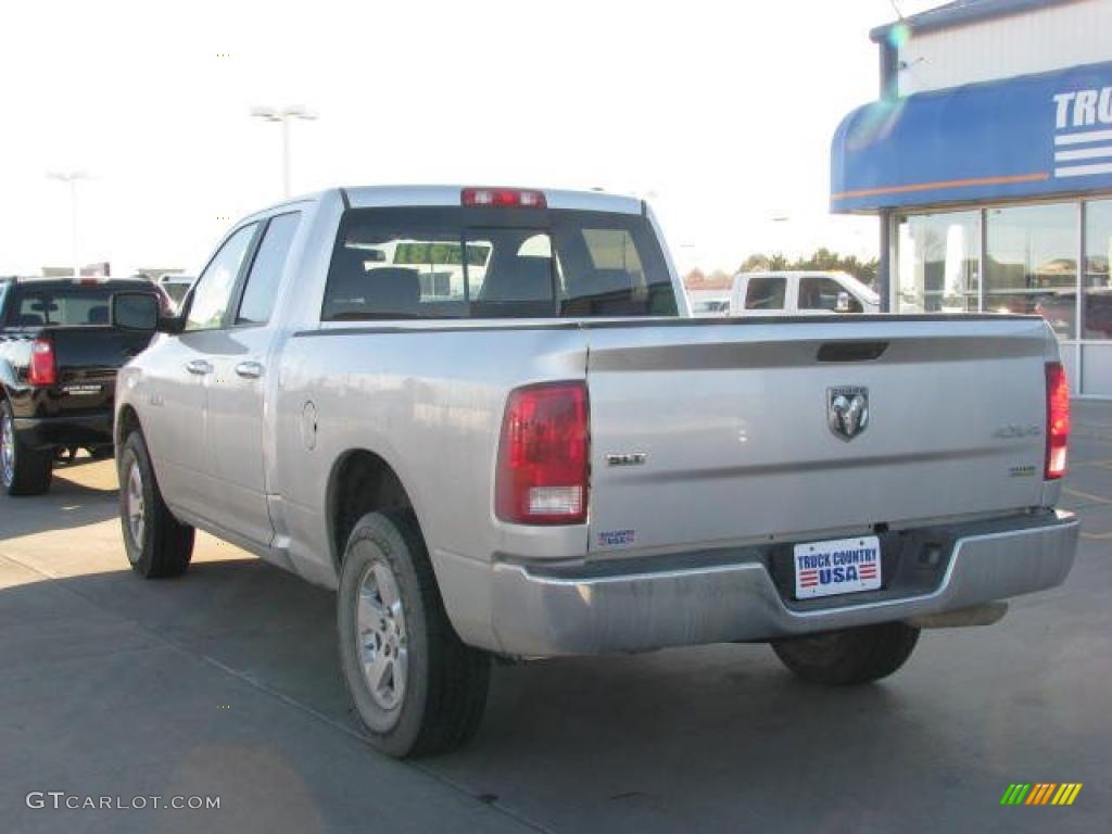 2009 Ram 1500 SLT Quad Cab 4x4 - Bright Silver Metallic / Dark Slate/Medium Graystone photo #6