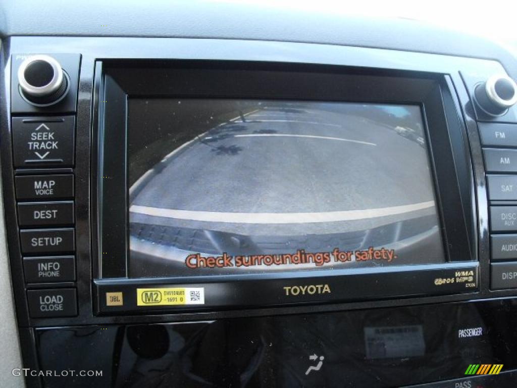 2010 Tundra Limited CrewMax 4x4 - Super White / Sand Beige photo #20