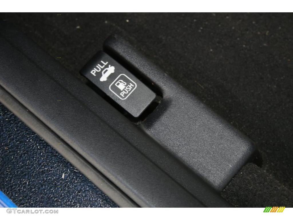 2008 Sentra SE-R - Sapphire Blue / SE-R Charcoal photo #27
