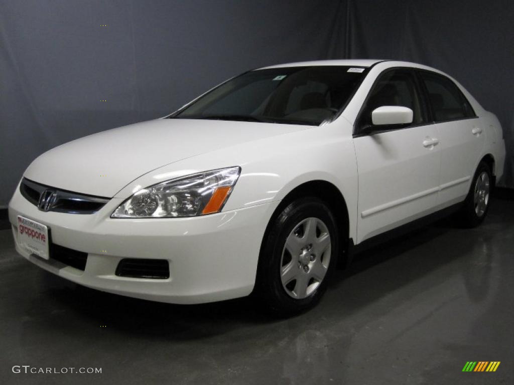 2007 Accord LX Sedan - Taffeta White / Ivory photo #1