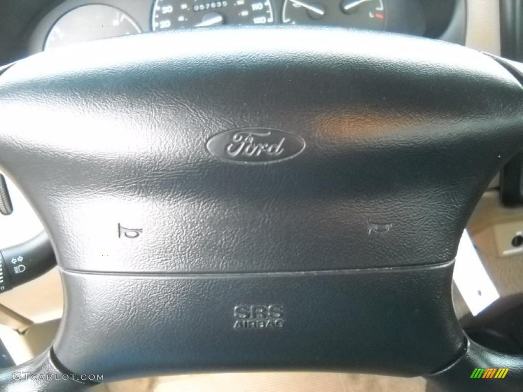 1998 Ranger XLT Regular Cab - Deep Emerald Green Metallic / Medium Prairie Tan photo #24