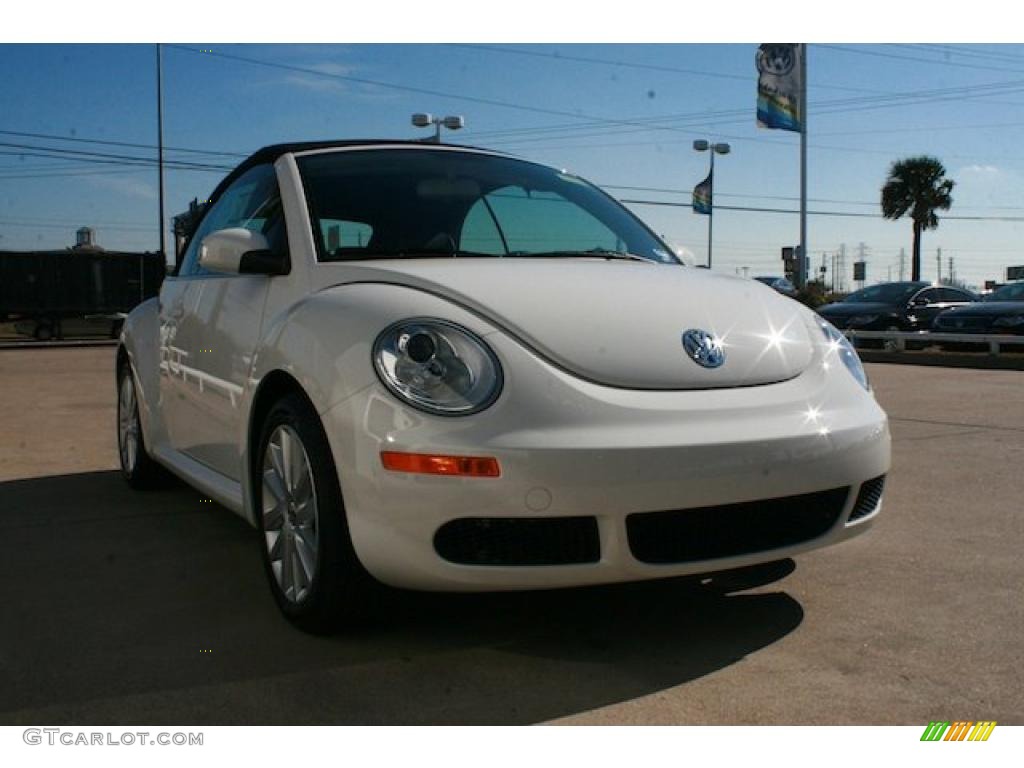 2010 New Beetle 2.5 Convertible - Candy White / Black photo #2