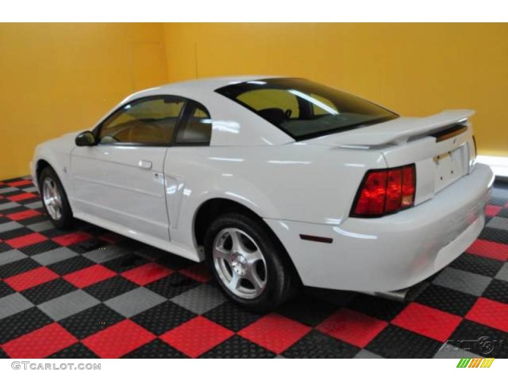 2002 Mustang V6 Coupe - Oxford White / Medium Parchment photo #4
