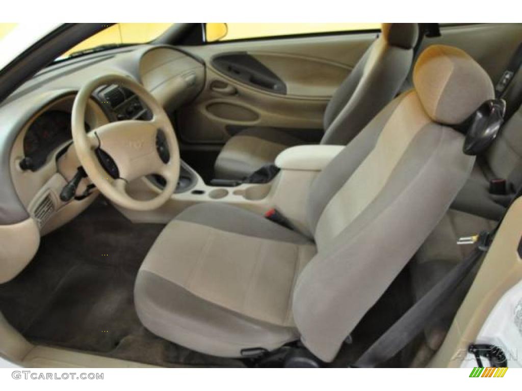 2002 Mustang V6 Coupe - Oxford White / Medium Parchment photo #12