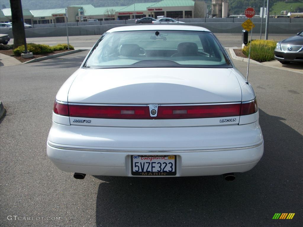 1995 Mark VIII  - Performance White / Light Grey photo #4