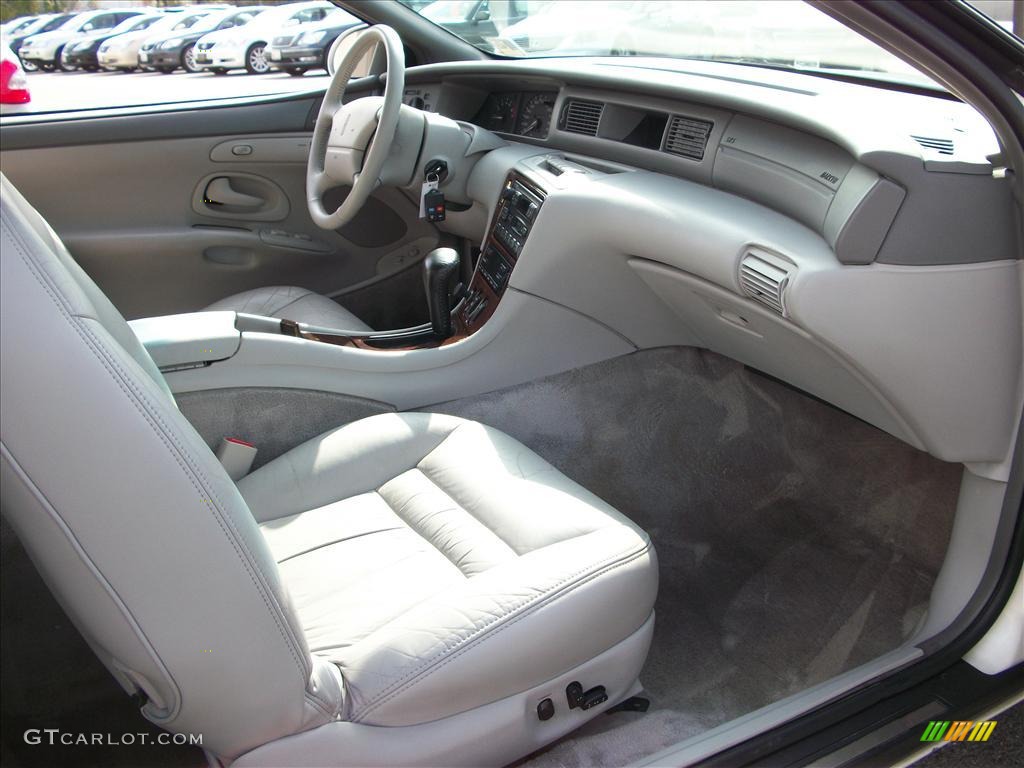 1995 Mark VIII  - Performance White / Light Grey photo #18