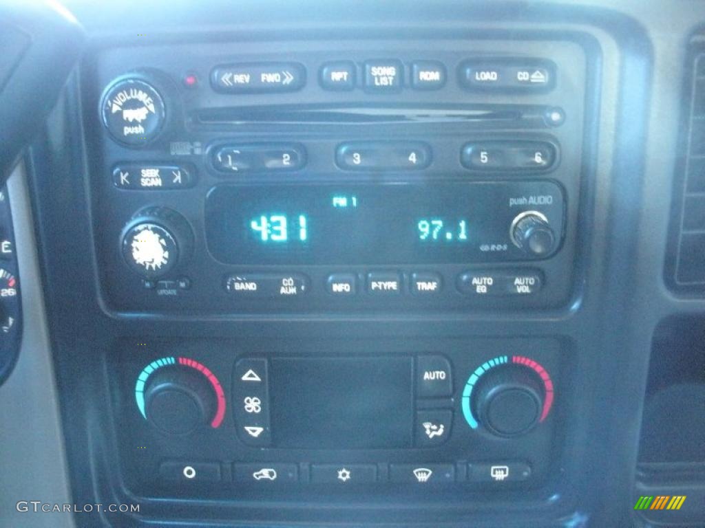 2003 Suburban 1500 Z71 4x4 - Black / Tan/Neutral photo #20