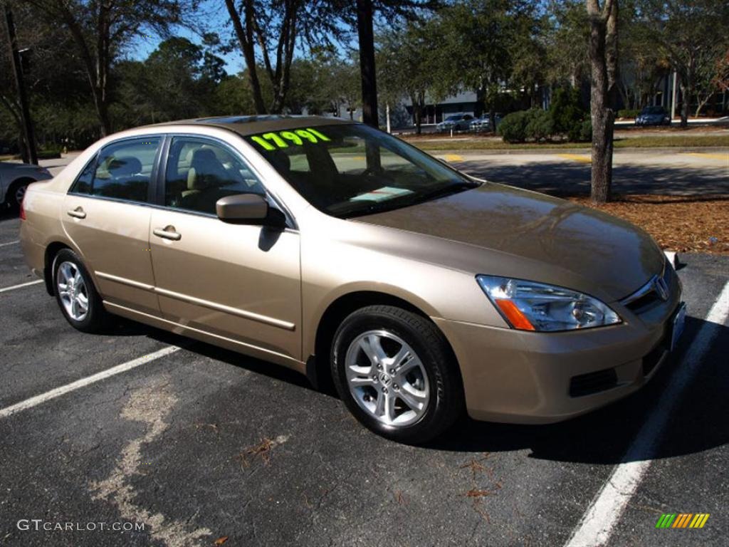 2007 Accord EX-L Sedan - Desert Mist Metallic / Ivory photo #1