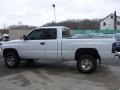 2000 Bright White Dodge Ram 1500 Sport Extended Cab 4x4  photo #4