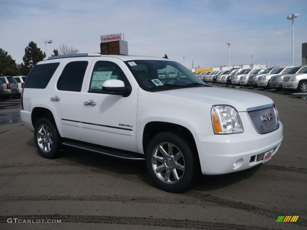 2010 Yukon Denali AWD - Summit White / Cocoa/Light Cashmere photo #1