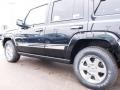 Brilliant Black Crystal Pearl - Commander Overland 4x4 Photo No. 4