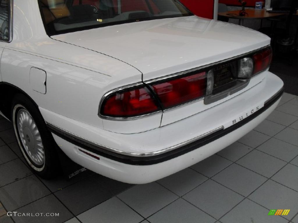 1998 LeSabre Custom - Bright White / Gray photo #9