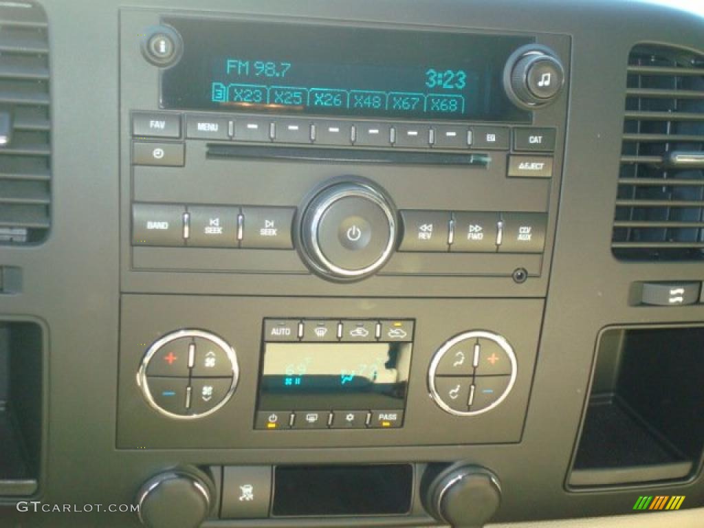 2008 Silverado 1500 LT Crew Cab - Black / Light Cashmere/Ebony Accents photo #14