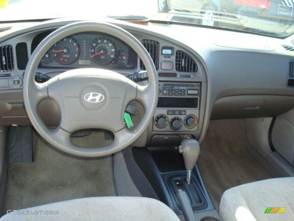 2006 Elantra GLS Sedan - Champagne Beige / Beige photo #12