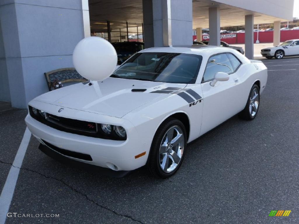 2010 Challenger R/T - Stone White / Dark Slate Gray photo #1