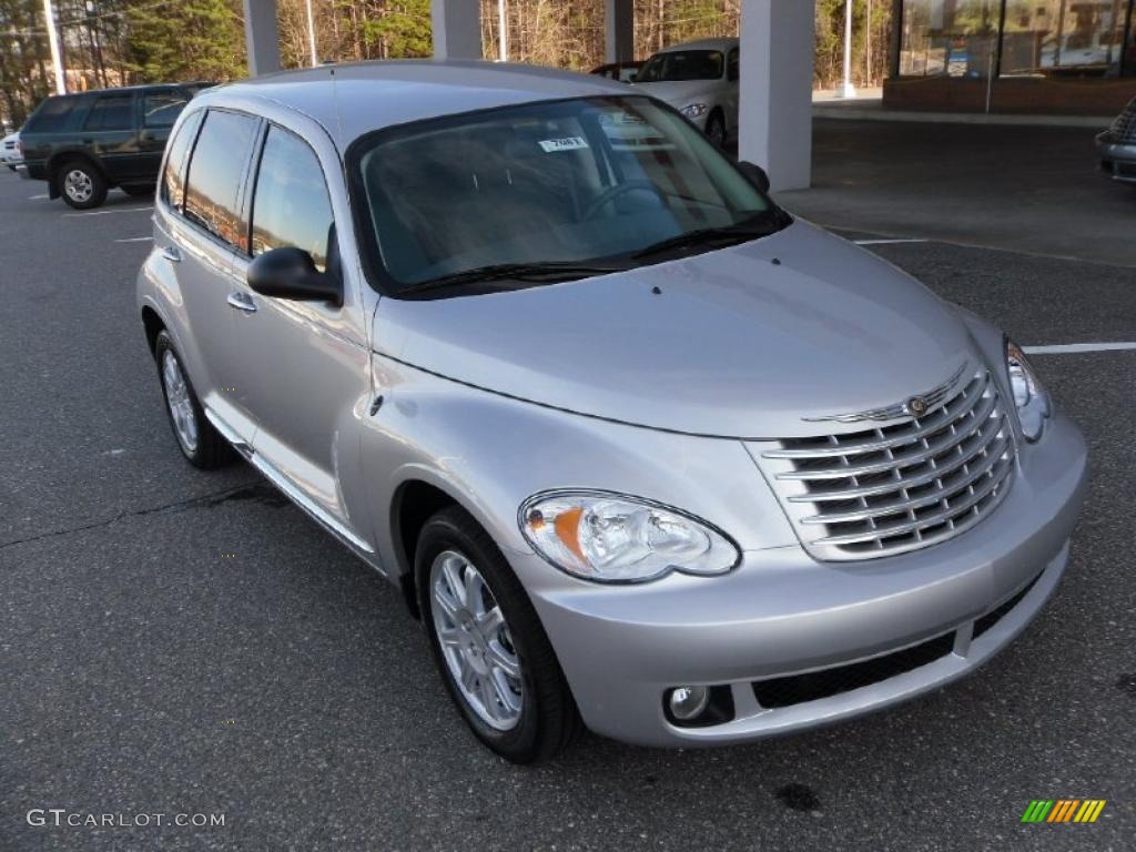 2010 PT Cruiser Classic - Bright Silver Metallic / Pastel Slate Gray photo #5