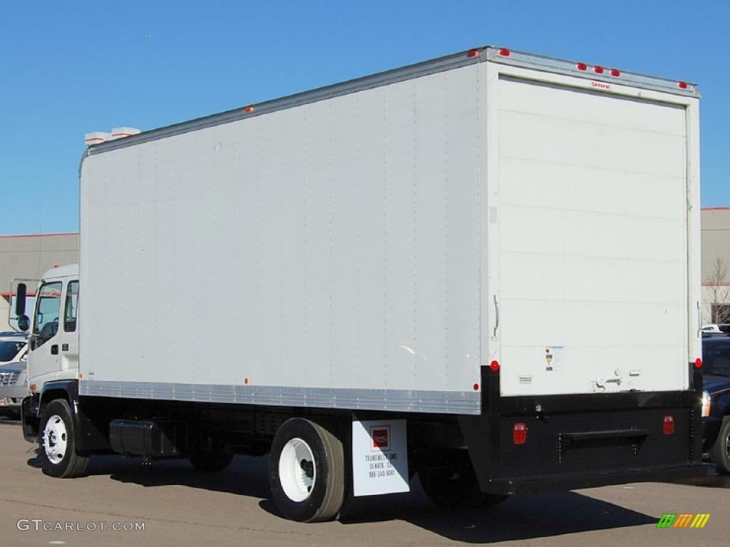 2006 T Series Truck T7500 - Summit White / Pewter Gray photo #5