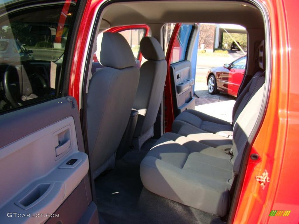 2006 Dakota SLT Quad Cab 4x4 - Flame Red / Medium Slate Gray photo #11