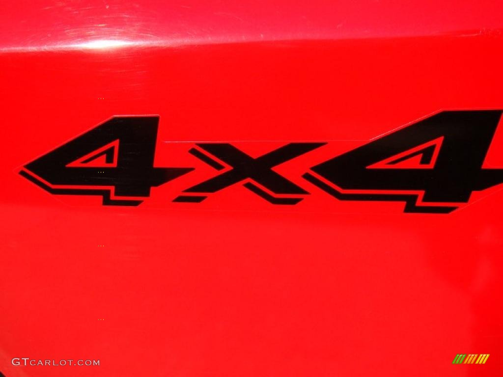 2006 Dakota SLT Quad Cab 4x4 - Flame Red / Medium Slate Gray photo #36
