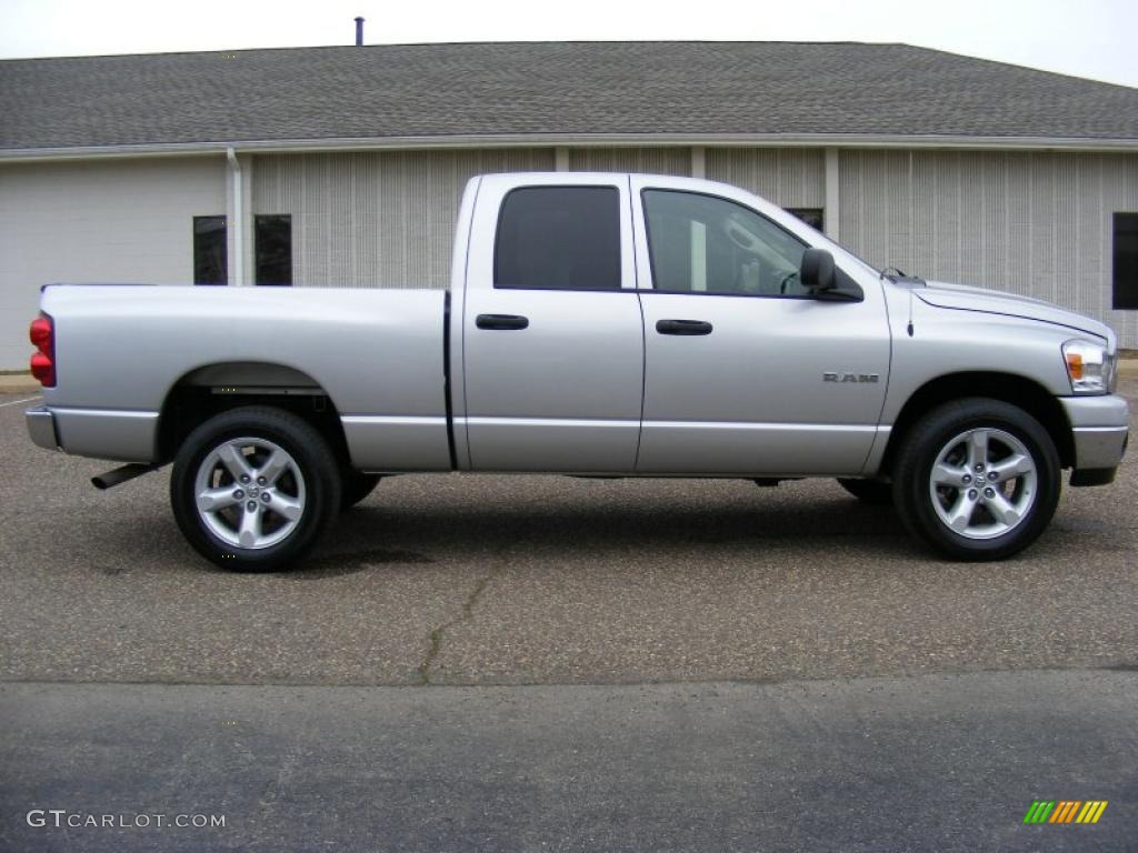 2008 Ram 1500 Big Horn Edition Quad Cab 4x4 - Bright Silver Metallic / Medium Slate Gray photo #4