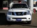 2006 Avalanche White Nissan Pathfinder SE 4x4  photo #2