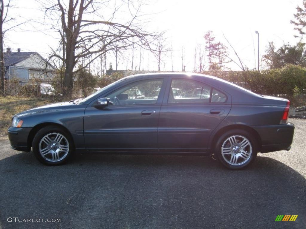 2007 S60 2.5T - Barents Blue Metallic / Taupe/Light Taupe photo #5