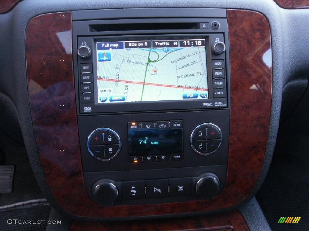 2010 Suburban LTZ 4x4 - Summit White / Ebony photo #13