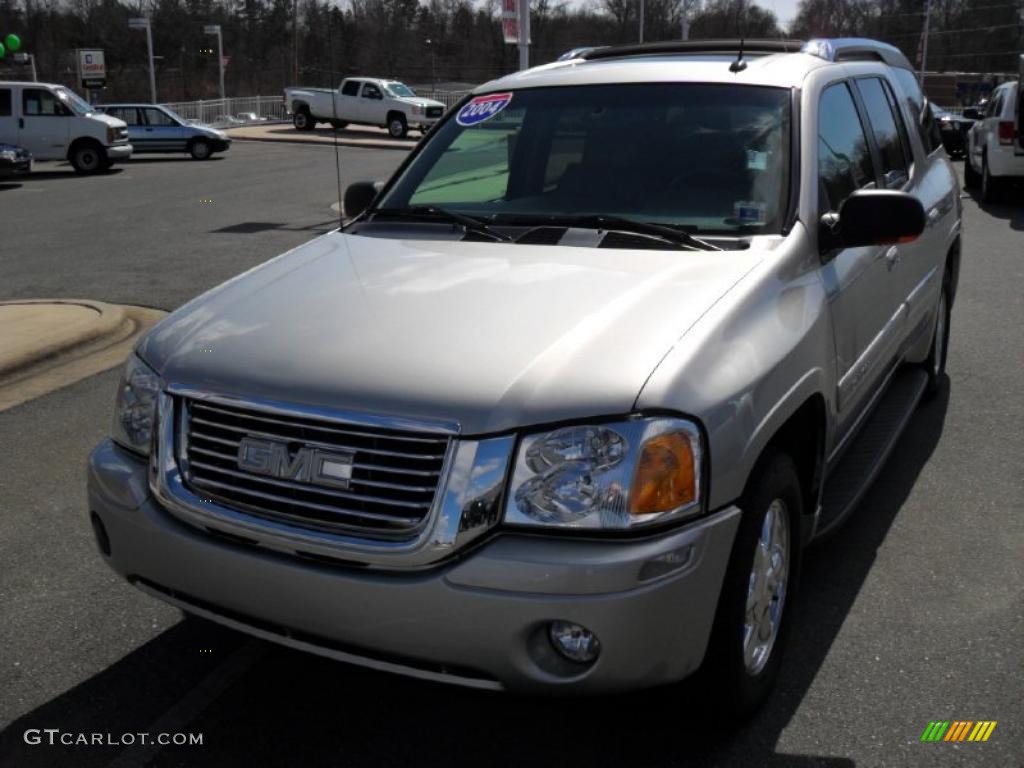 2004 Envoy XUV SLT 4x4 - Silver Green Metallic / Dark Pewter photo #6