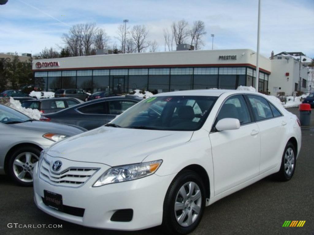 2010 Camry LE - Super White / Ash Gray photo #1