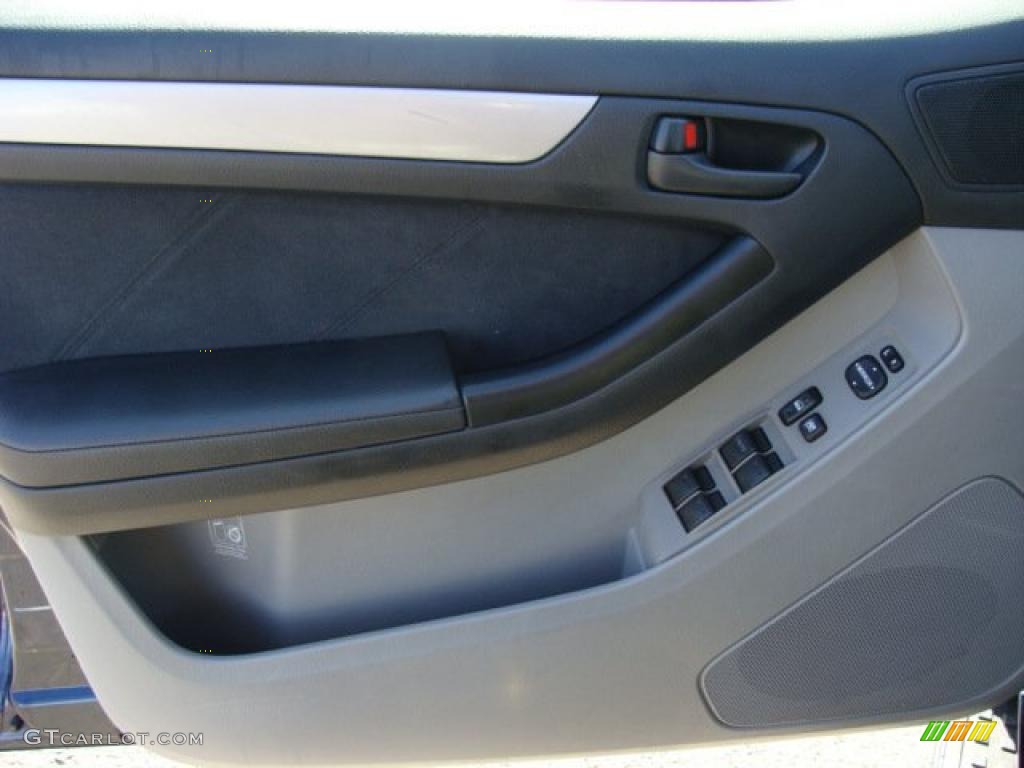 2004 4Runner Sport Edition 4x4 - Stratosphere Mica / Dark Charcoal photo #6