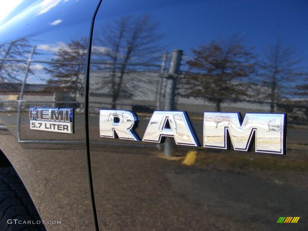 2009 Ram 1500 Laramie Crew Cab 4x4 - Brilliant Black Crystal Pearl / Dark Slate Gray photo #46