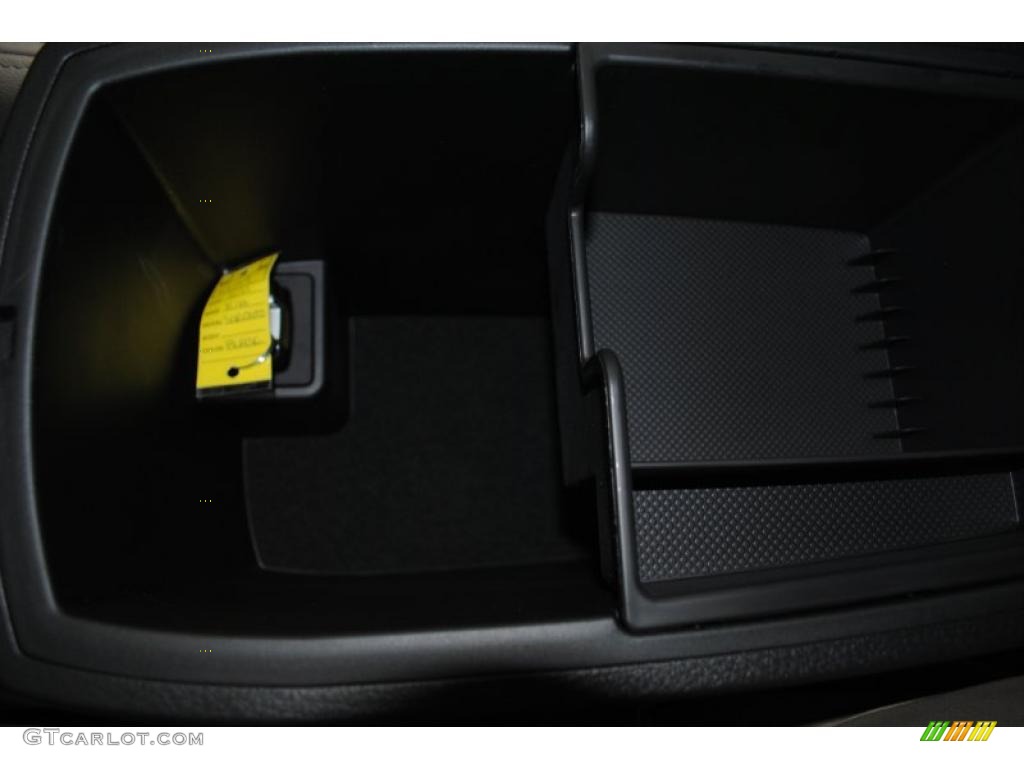 2011 Sorento EX V6 AWD - Ebony Black / Beige photo #49