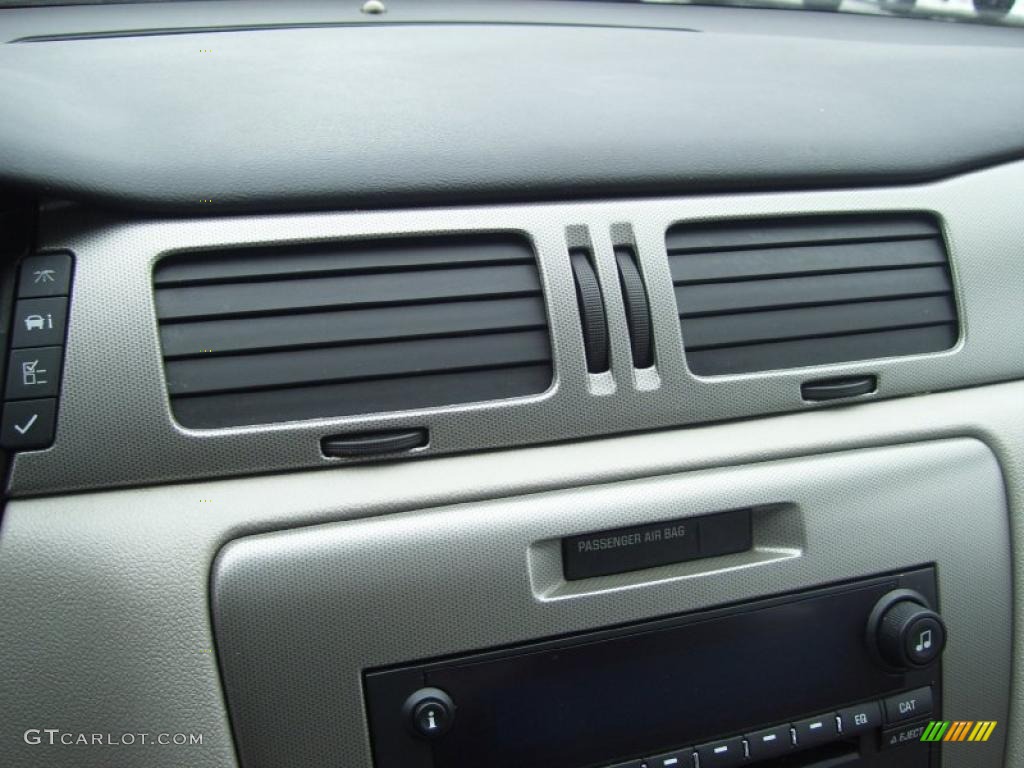2006 Impala SS - Black / Gray photo #17